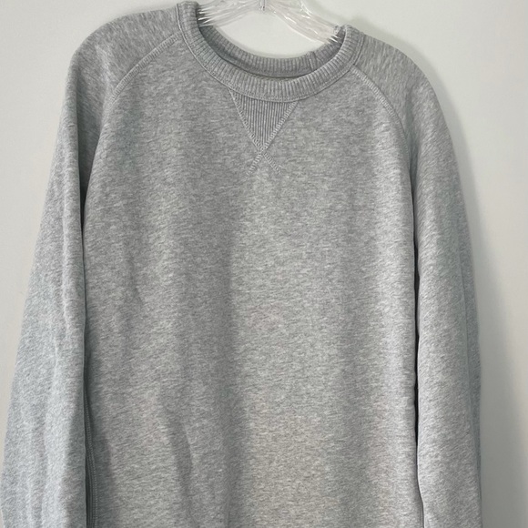 GAP Men Crew Neck Sweatshirt with ribbed trim - Picture 3 of 9